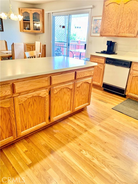 18427 Deer Hill, Hidden Valley Lake CA: https://media.crmls.org/medias/673be014-108e-44ab-b343-5b901d65aed8.jpg
