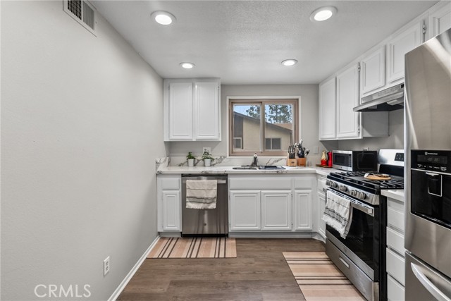 Detail Gallery Image 13 of 27 For 6716 Clybourn Ave #247,  North Hollywood,  CA 91606 - 3 Beds | 2 Baths