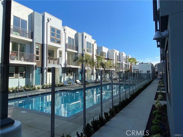 222 placemark Irvine, California MDL Gate community in Irvine Business Complex. beautiful 2 bedrooms 2.5bathroom built in 2020 has everything you are looking for. Kitchen and bathrooms have beautiful Quartz counter tops. 2 car garage provides spacious storage and electric car charger hookup. A few steps to community pool and BBQ. close to everything , 10 min drive to UCI, 10 min drive to The district and South Coast Plaza.This is a gate community very safe.please google MDL Irvine you can find it.