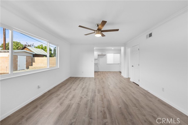 Detail Gallery Image 4 of 19 For 361 E San Bernardino Ave, Redlands,  CA 92374 - 3 Beds | 2 Baths