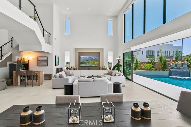 20042 W Mersey Lane, Porter Ranch CA: https://media.crmls.org/medias/673d4940-ec13-4553-bfa0-e9b31cff1d4a.jpg