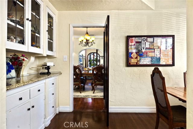 Detail Gallery Image 29 of 53 For 4202 University, Riverside,  CA 92501 - 4 Beds | 3 Baths