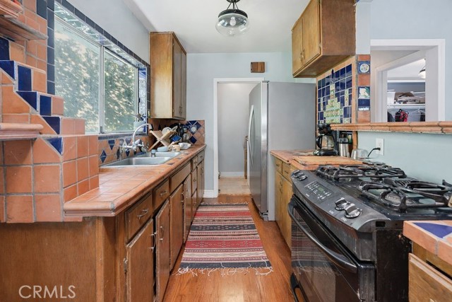 Detail Gallery Image 9 of 30 For 5618 Tehama St, Highland Park,  CA 90042 - 2 Beds | 1 Baths