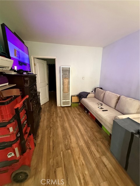 Detail Gallery Image 6 of 12 For 3927 Broadway, Huntington Park,  CA 90255 - – Beds | – Baths