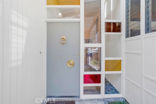 Detail Gallery Image 5 of 24 For 3307 Ledgewood, Los Angeles,  CA 90068 - 3 Beds | 2/1 Baths