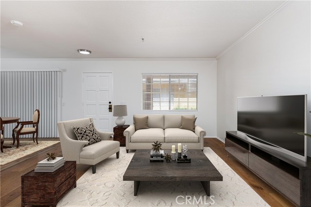 Detail Gallery Image 5 of 17 For 225 W Central Ave #C,  Monrovia,  CA 91016 - 2 Beds | 2 Baths