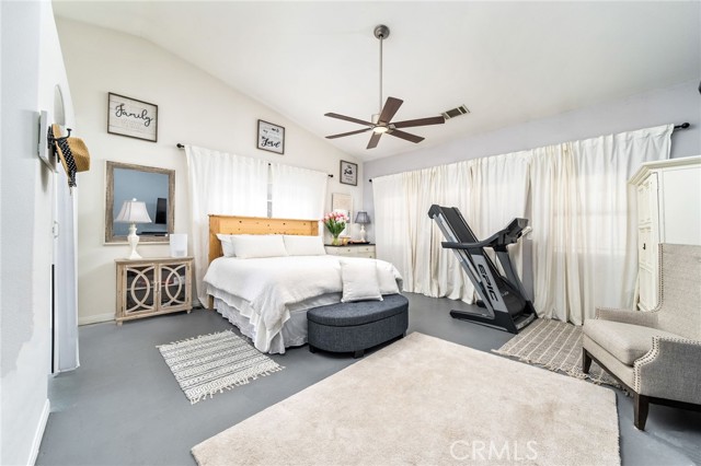 Detail Gallery Image 20 of 38 For 7575 Rancho Rd, Pinon Hills,  CA 92372 - 4 Beds | 3 Baths