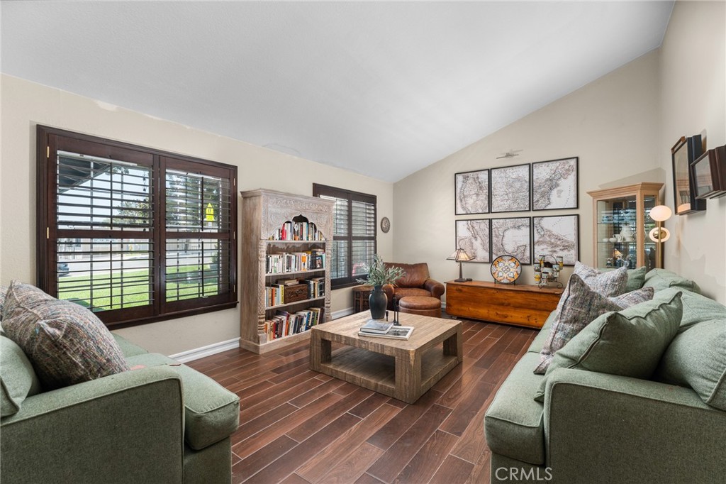 MLS #IV25165282 img 6