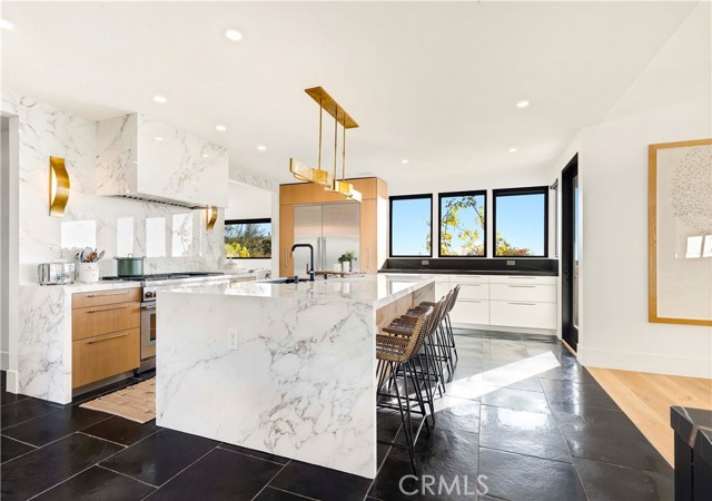 Detail Gallery Image 32 of 75 For 2720 Pebble, Corona Del Mar,  CA 92625 - 5 Beds | 4/1 Baths