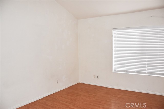 Detail Gallery Image 9 of 19 For 2155 N Fairview St #8,  Santa Ana,  CA 92706 - 3 Beds | 2/1 Baths
