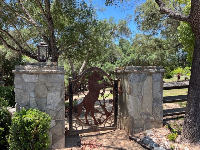 Image 1 of 23 For 23725 Carancho Rd