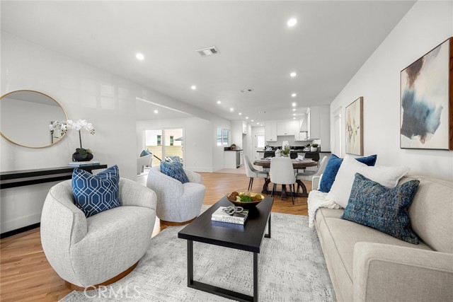 Detail Gallery Image 2 of 56 For 1205 E Central, Fullerton,  CA 92831 - 3 Beds | 3 Baths