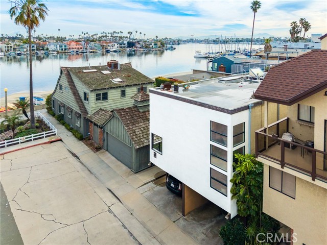 Image 30 of 57 For 64 59th Place