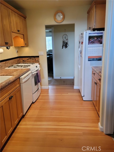 Detail Gallery Image 26 of 36 For 2002 Ogulin Canyon, Clearlake,  CA 95422 - 2 Beds | 2 Baths