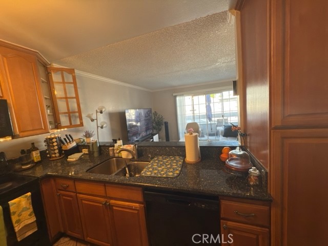 Detail Gallery Image 5 of 27 For 20930 Parthenia St #216,  Canoga Park,  CA 91304 - 1 Beds | 1 Baths