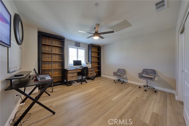 2668 Half Dome Court, Jurupa Valley CA: https://media.crmls.org/medias/674514ae-a7c9-49ad-805d-9f4faf078c92.jpg