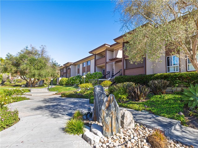 Detail Gallery Image 24 of 28 For 5917 Armaga Spring Rd #H,  Rancho Palos Verdes,  CA 90275 - 2 Beds | 2 Baths