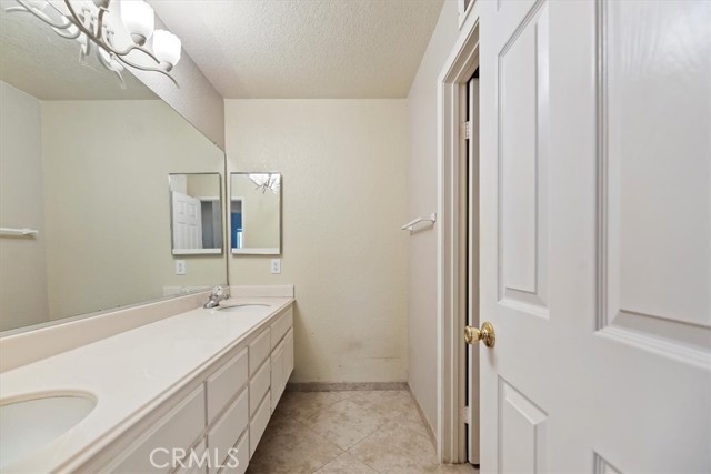 Detail Gallery Image 39 of 54 For 10049 Cartagena, Moreno Valley,  CA 92557 - 4 Beds | 2 Baths