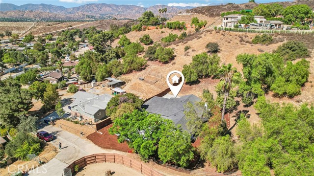 11060 Vanda Way, Shadow Hills CA: https://media.crmls.org/medias/6749b13f-6e27-473c-9a35-19752937f4cd.jpg