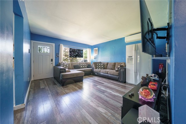 Detail Gallery Image 8 of 35 For 2137 Pepper Dr, Highland,  CA 92346 - 3 Beds | 1 Baths