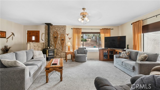 10018 El Capitan Way, Kelseyville CA: https://media.crmls.org/medias/674a27eb-032e-41f7-ad7c-ff30761c8ed6.jpg