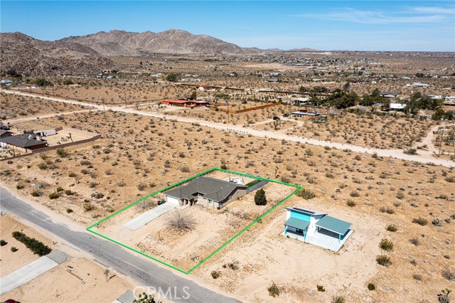 Detail Gallery Image 33 of 45 For 62382 Crestview Dr, Joshua Tree,  CA 92252 - 3 Beds | 2 Baths