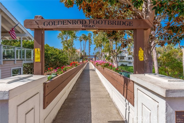 Detail Gallery Image 29 of 32 For 432 1/2 Goldenrod Ave, Corona Del Mar,  CA 92625 - 2 Beds | 2/1 Baths