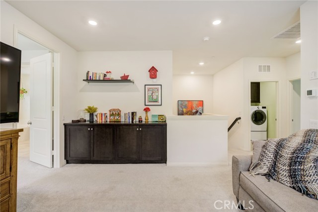 Detail Gallery Image 17 of 46 For 26412 Brahman Ct, Saugus,  CA 91350 - 3 Beds | 2/1 Baths