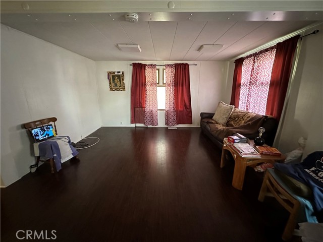 12813 Seventh, Yucaipa CA: https://media.crmls.org/medias/674af11b-ecf0-4736-8e5c-db108721945e.jpg