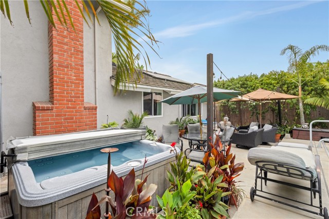 Detail Gallery Image 28 of 36 For 1956 Flamingo Dr, Costa Mesa,  CA 92626 - 4 Beds | 3 Baths