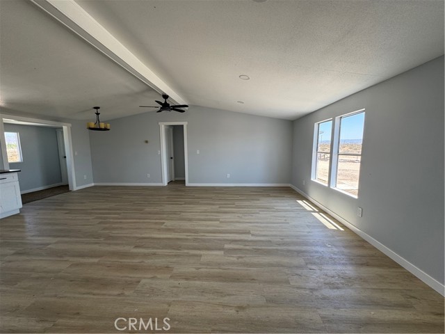 Detail Gallery Image 8 of 18 For 15030 Fairlane Rd, Lucerne Valley,  CA 92356 - 3 Beds | 2 Baths