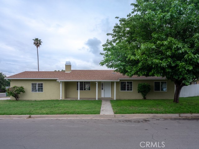 222 Waring Ave, Riverside, CA 92507