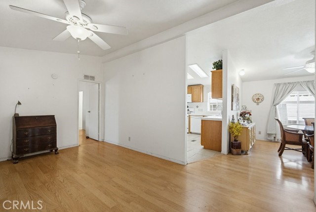 Detail Gallery Image 11 of 41 For 1262 Sorrel, Hemet,  CA 92545 - 3 Beds | 2 Baths