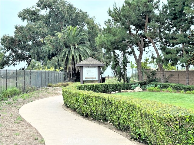 5032 Dorado Drive, Huntington Beach CA: https://media.crmls.org/medias/674ee256-51ad-4d3b-942b-a20315730b2d.jpg