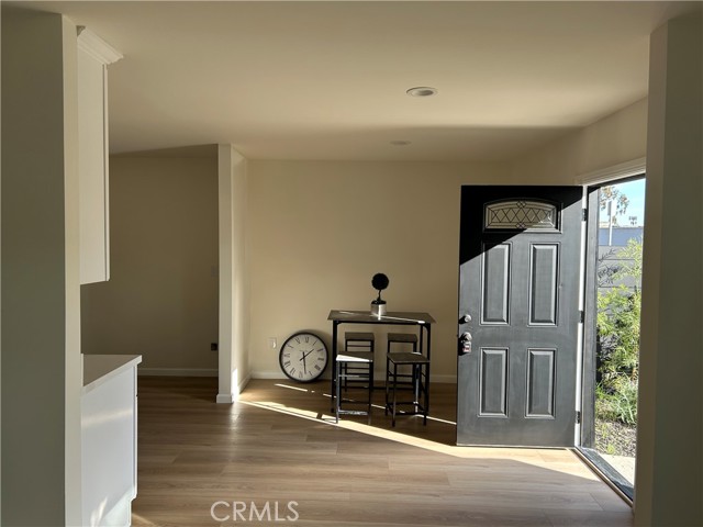 Detail Gallery Image 30 of 32 For 2701 Gale Ave, Long Beach,  CA 90810 - – Beds | – Baths