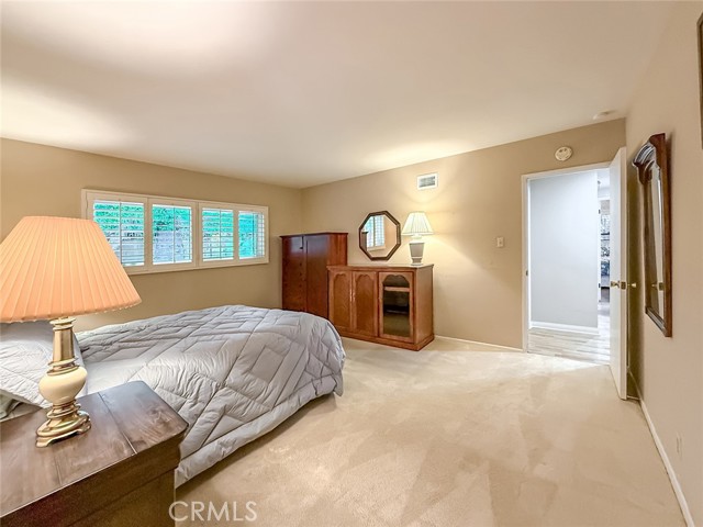 17508 Marilla Street photo 41