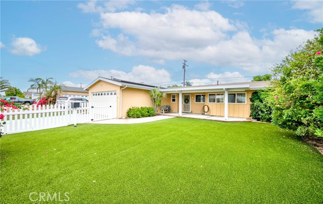 710 N Modena Street, Anaheim CA: https://media.crmls.org/medias/67506ca4-bd1f-4ff4-9a43-a8783a688533.jpg