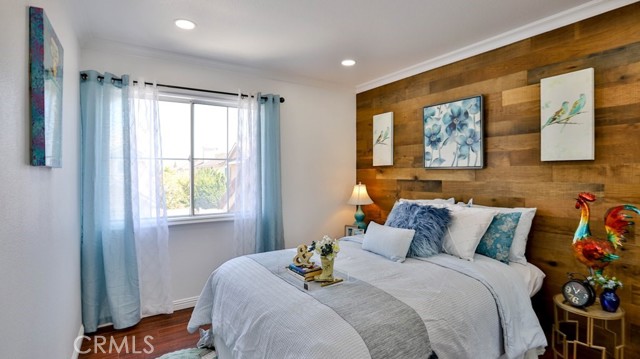 Detail Gallery Image 31 of 39 For 286 S Linhaven Cir, Anaheim,  CA 92804 - 4 Beds | 2/1 Baths