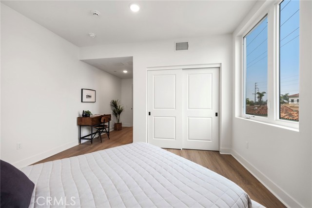 Detail Gallery Image 24 of 71 For 414 Main St #300,  Huntington Beach,  CA 92648 - 2 Beds | 2/1 Baths