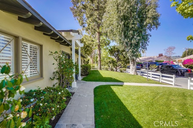 4 Saddlehorn Lane, Rolling Hills Estates, California 90274, 5 Bedrooms Bedrooms, ,4 BathroomsBathrooms,Residential,Sold,Saddlehorn,PV22070454