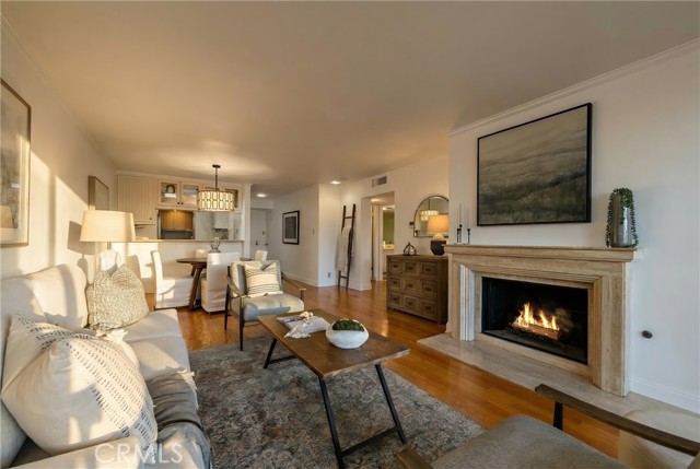 Detail Gallery Image 20 of 41 For 201 Bay Shore Ave #104,  Long Beach,  CA 90803 - 2 Beds | 2 Baths