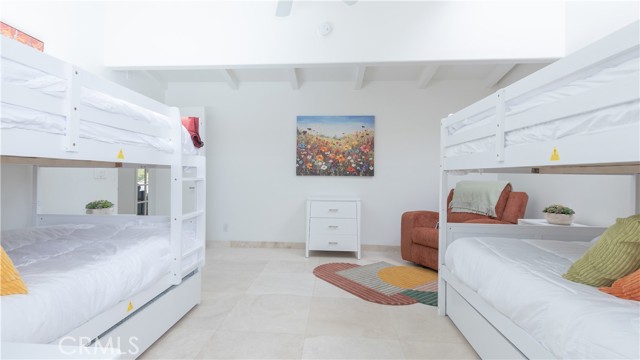 30421 Mirador Court, Laguna Niguel CA: https://media.crmls.org/medias/67518293-8691-4aff-aa2b-e5933cf8182c.jpg