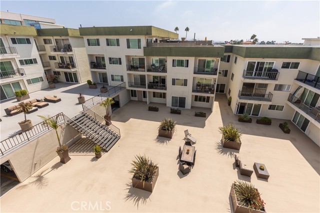 1600 Ardmore, Hermosa Beach, California 90254, 2 Bedrooms Bedrooms, ,1 BathroomBathrooms,Residential,Sold,Ardmore,SB22019093