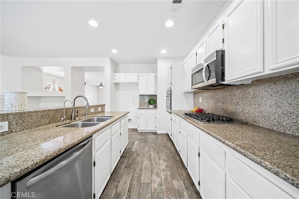 MLS #WS25161934 img 16