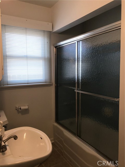 10808 Lawler Street, Los Angeles CA: https://media.crmls.org/medias/6753a11f-db62-4102-972d-b43339e81869.jpg