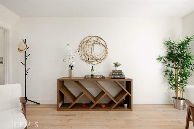 Detail Gallery Image 11 of 24 For 14803 Vanowen St #9,  Van Nuys,  CA 91405 - 2 Beds | 2 Baths