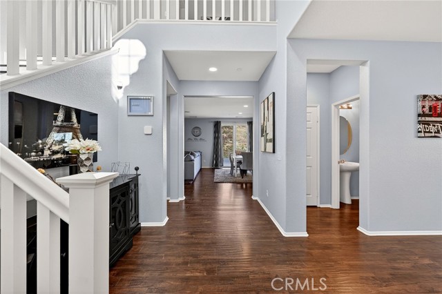 Detail Gallery Image 9 of 71 For 820 Genaro Dr, Perris,  CA 92571 - 4 Beds | 2/1 Baths