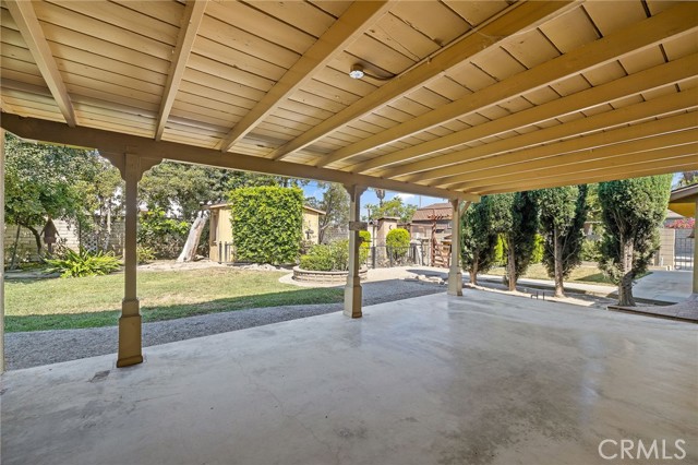531 N Cherry Tree Lane, Anaheim CA: https://media.crmls.org/medias/6758bb8c-1c29-461b-b737-c2129892dfc5.jpg