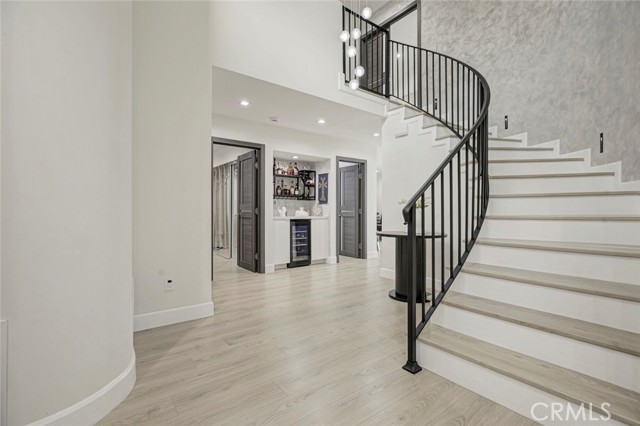 Detail Gallery Image 10 of 63 For 28030 Kenton, Saugus,  CA 91350 - 5 Beds | 3 Baths