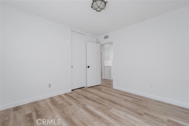 Image 22 of 31 For 5453 Softwind Way